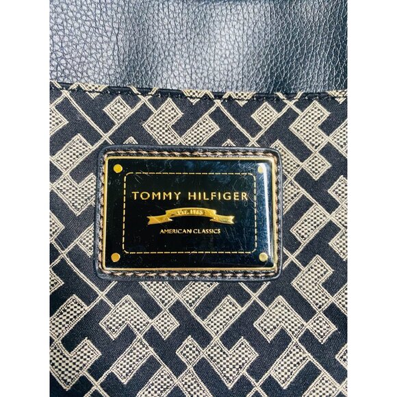 Tommy Hilfiger Black & Ivory Canvas Tote Bag - Picture 2 of 15
